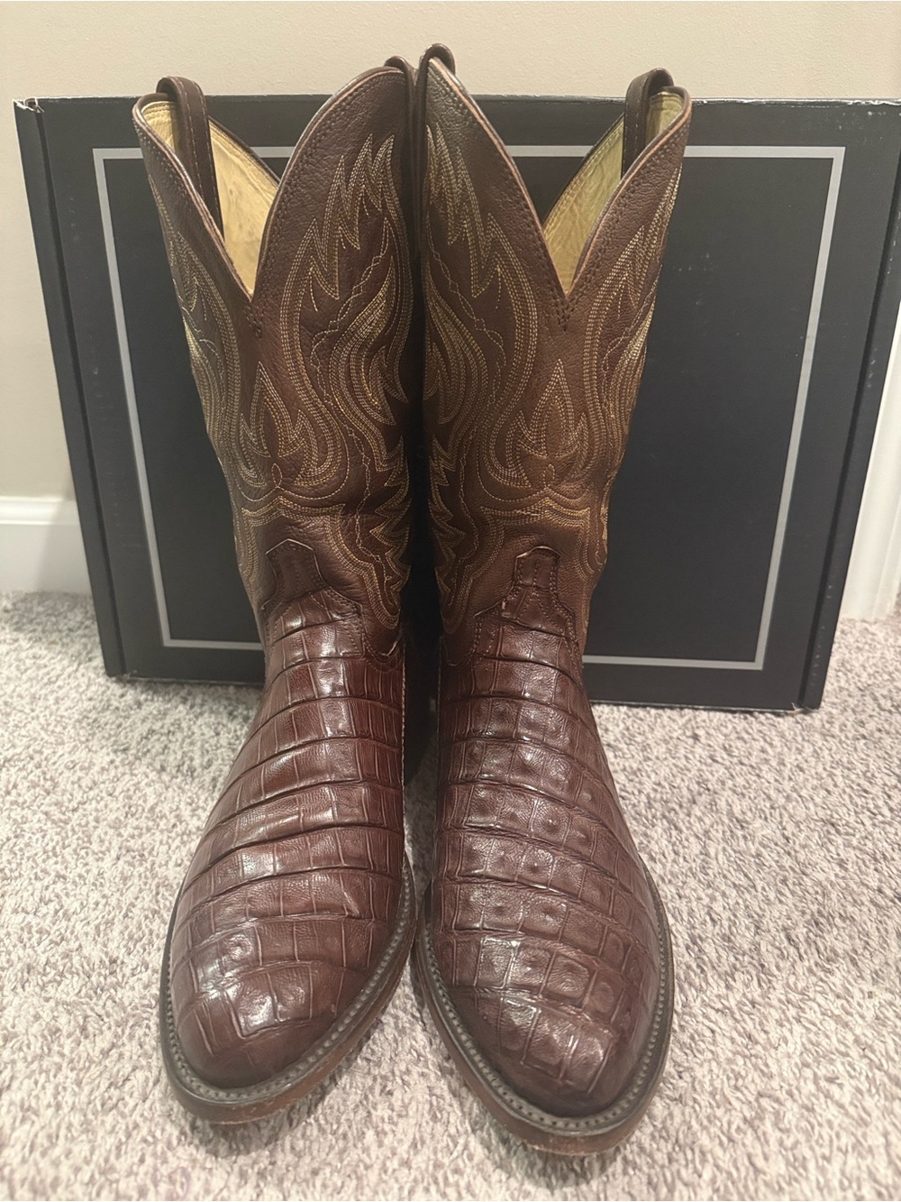 Lucchese Men’s Brown Croc-Embossed Leather Western Boots size 9 EE - Picture 9 of 12